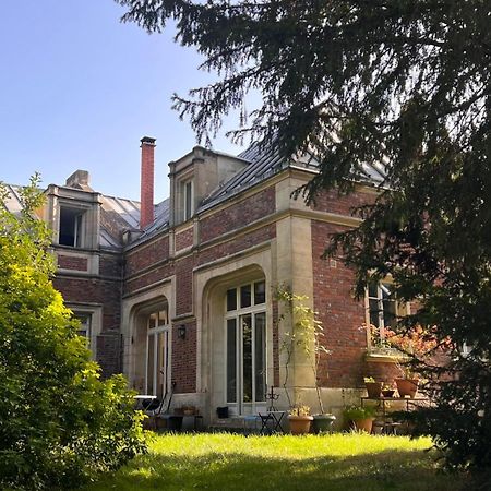 Dans Un Cadre Exceptionnel, Ferme Renovee A 17Km De Paris Villa Boissy-Saint-Leger Exterior photo